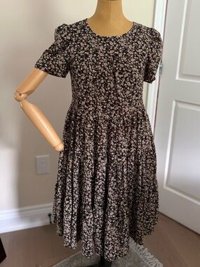 NWT CALISTA Floral Tiered Midi Dress in Black and Mauve (S)